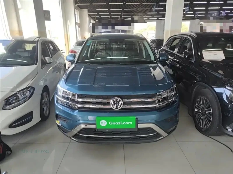 VOLKSWAGEN THARU