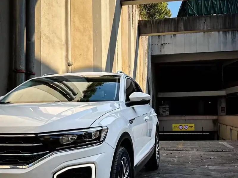 VOLKSWAGEN T-ROC TANGE