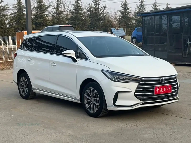BYD SONG MAX