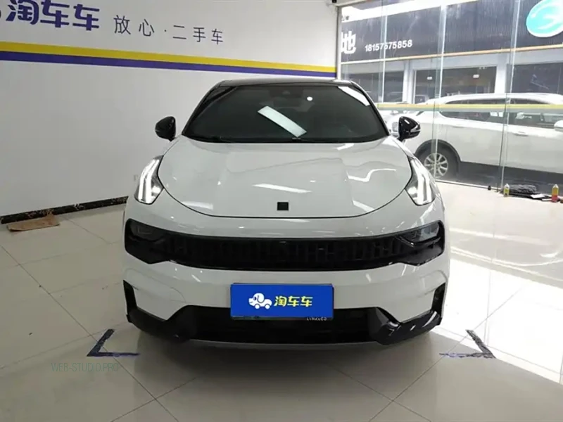 LYNK&CO 05