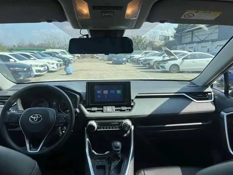 TOYOTA RAV4 RONGFANG
