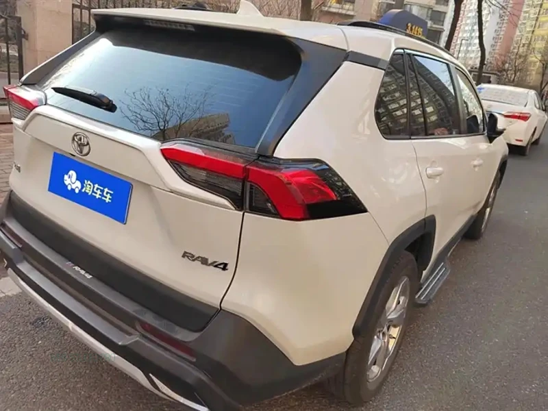 TOYOTA RAV4 RONGFANG