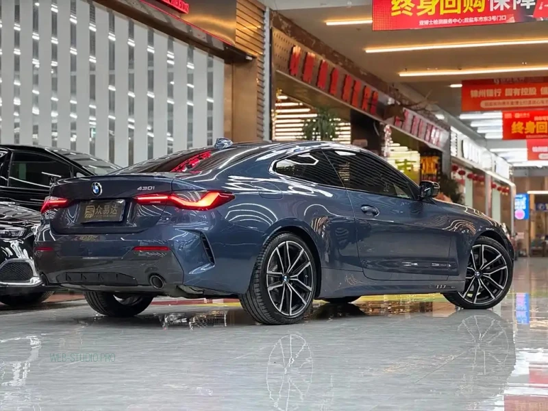 BMW 4-SERIES