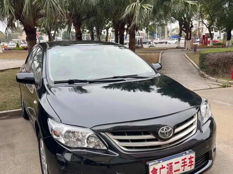 TOYOTA COROLLA  2013