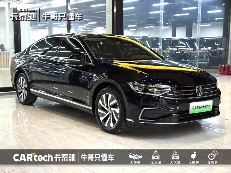 VOLKSWAGEN MAGOTAN GTE PLUG IN HYBRID