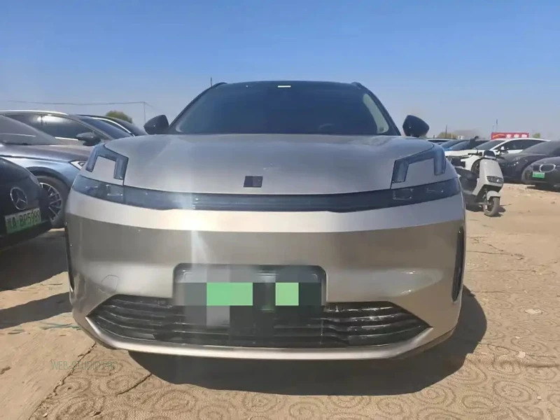 LYNK&CO 08 NEW ENERGY