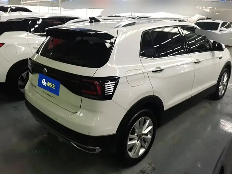VOLKSWAGEN T-CROSS