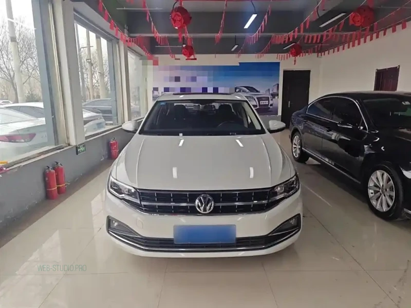 VOLKSWAGEN BORA