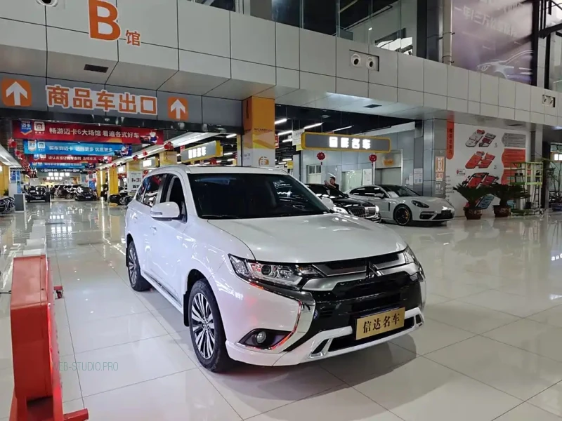MITSUBISHI OUTLANDER