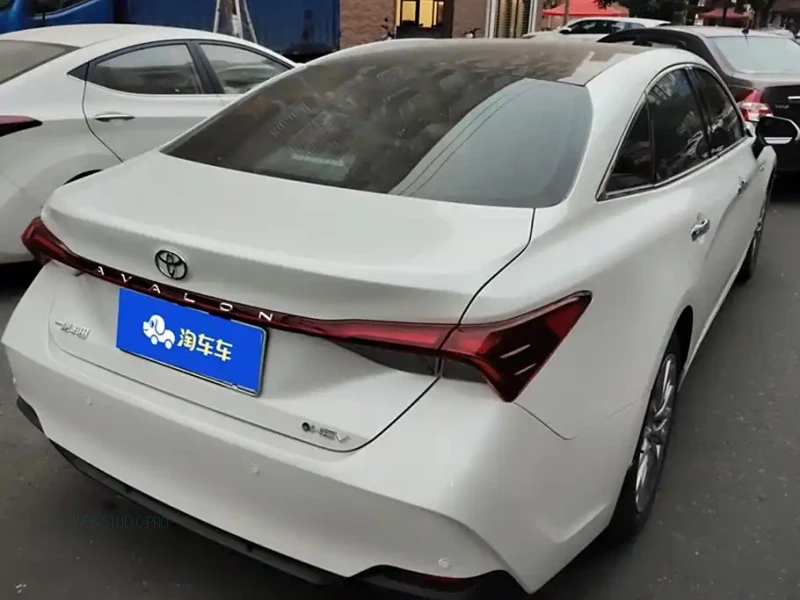 TOYOTA AVALON