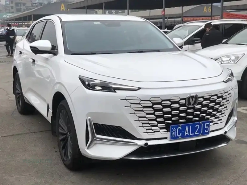 CHANGAN UNI-K