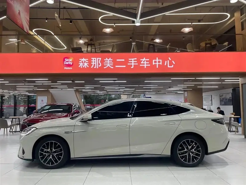 BYD SEAL