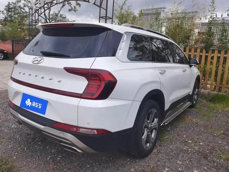 HYUNDAI SANTAFE