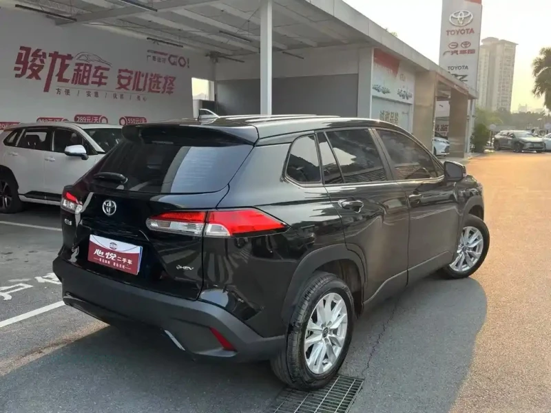 TOYOTA COROLLA CROSS