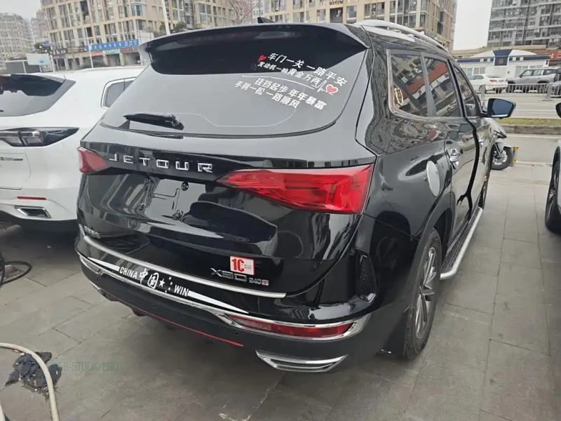 JETOUR X90