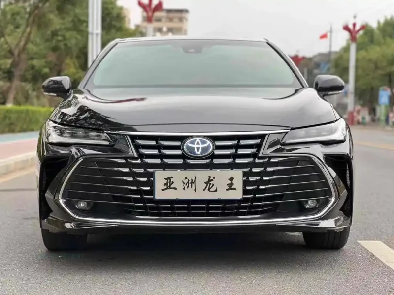 TOYOTA AVALON