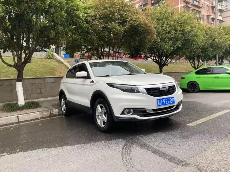 QOROS 5