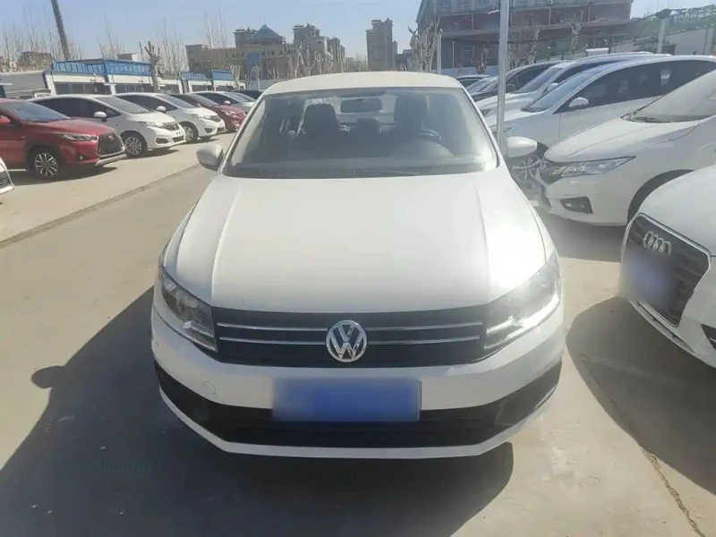 VOLKSWAGEN SANTANA