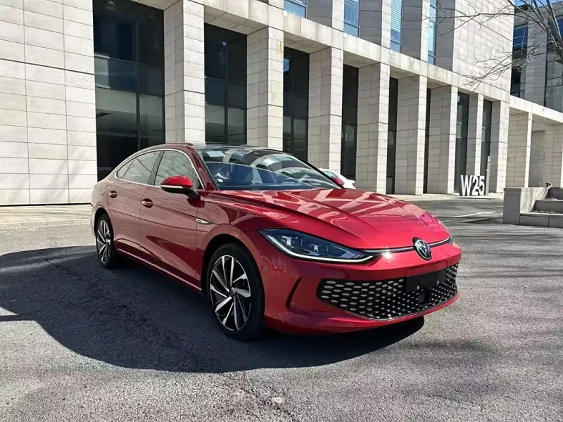 VOLKSWAGEN LAMANDO