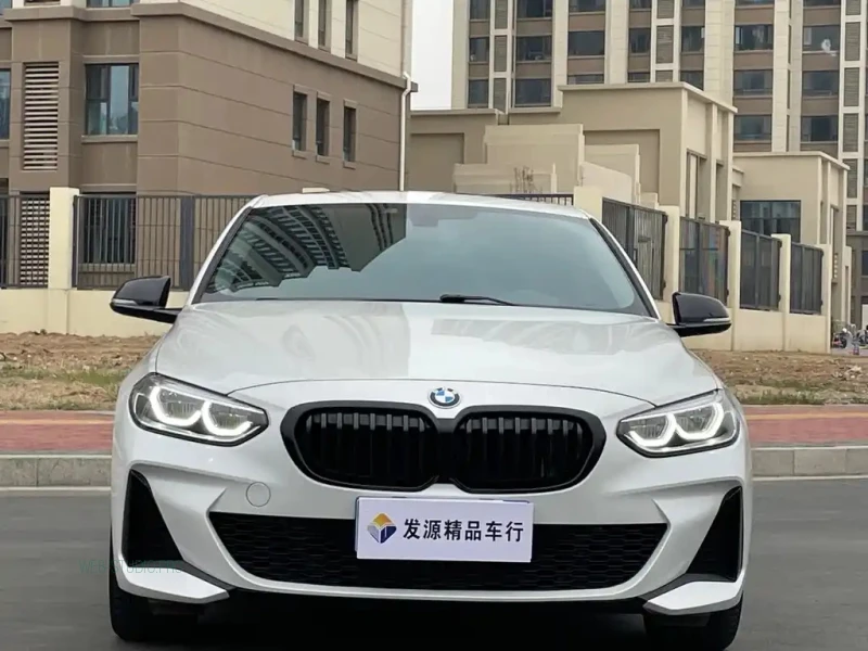 BMW 1-SERIES