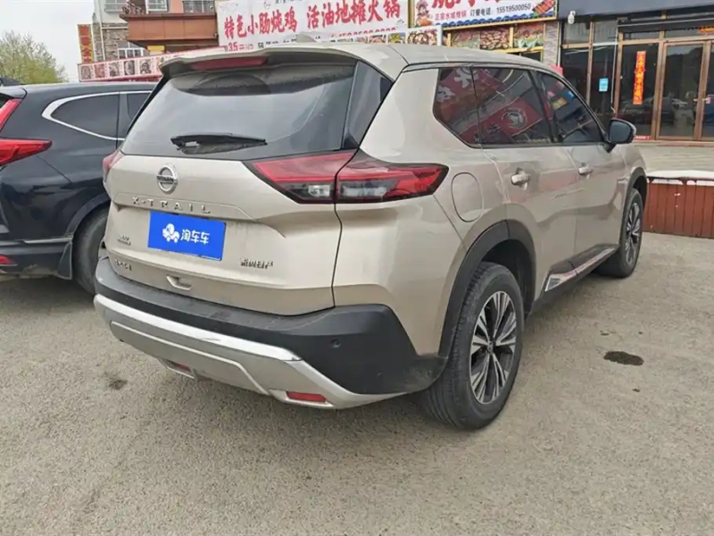 NISSAN X-TRAIL
