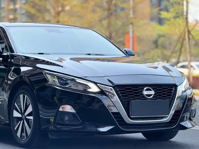 NISSAN TEANA