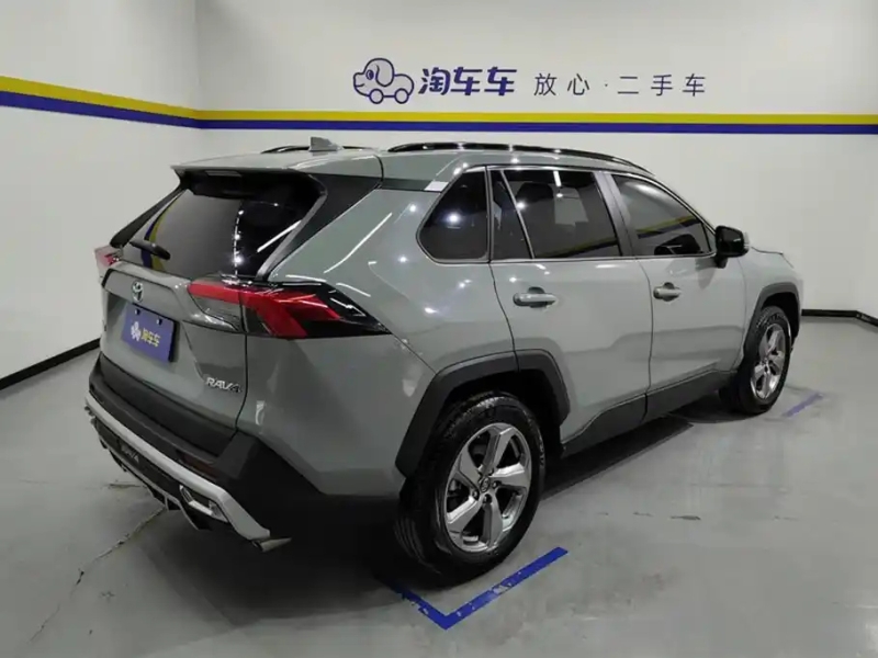 TOYOTA RAV4 RONGFANG