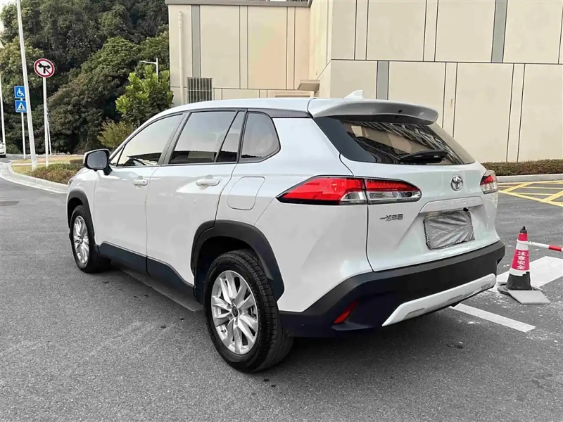 TOYOTA COROLLA CROSS