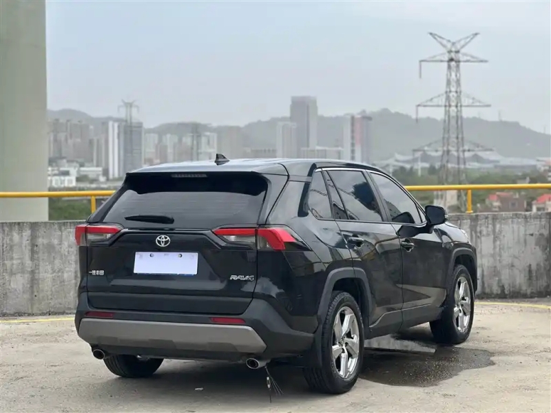 TOYOTA RAV4 RONGFANG