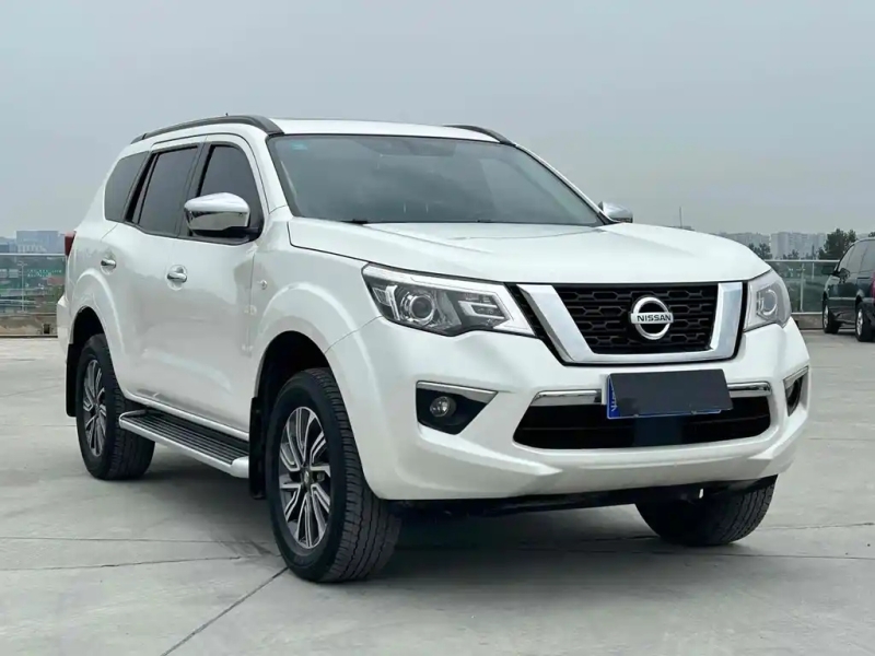 NISSAN TERRA