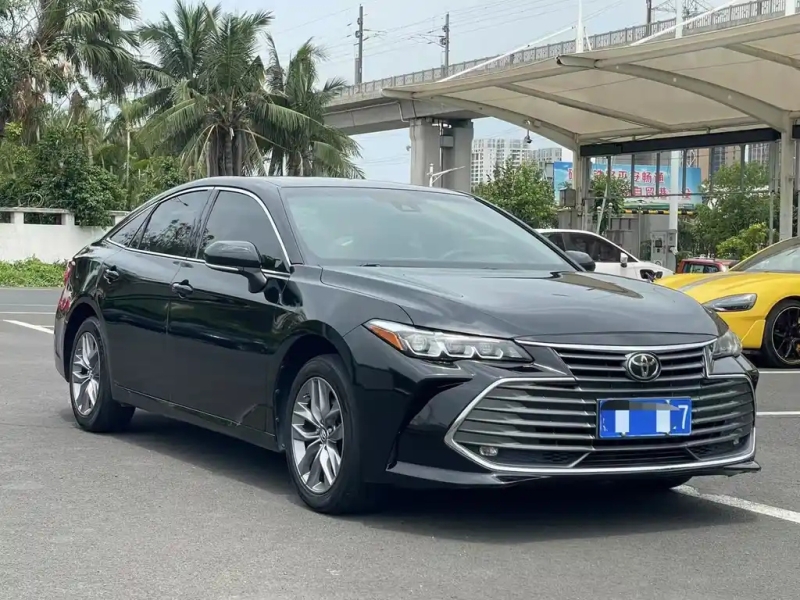TOYOTA AVALON