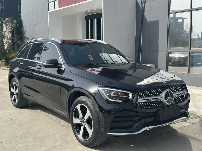 MERCEDES BENZ GLC