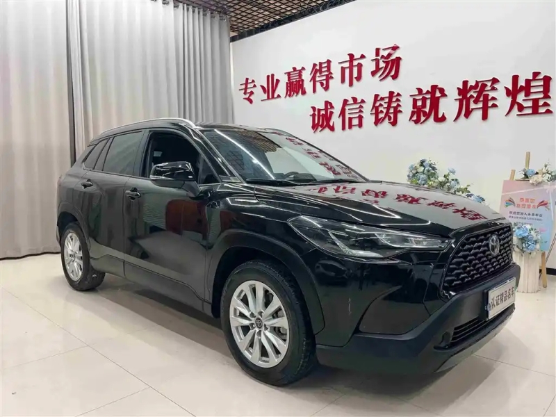 TOYOTA COROLLA CROSS