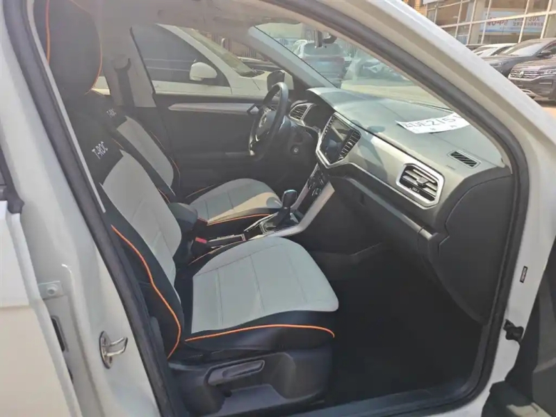 VOLKSWAGEN T-ROC TANGE