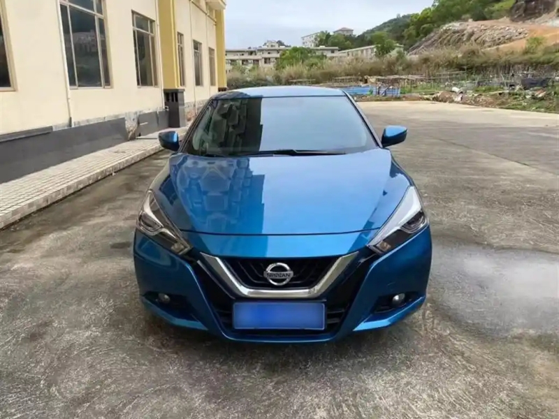 NISSAN LANNIA