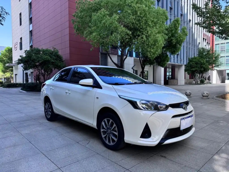 TOYOTA YARIS L ENJOY