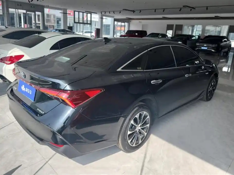 TOYOTA AVALON