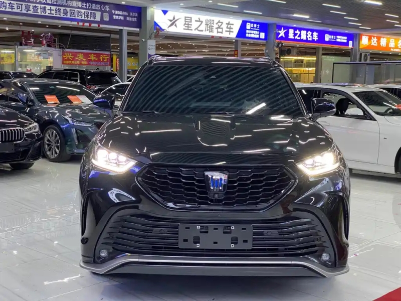 TOYOTA CROWN LUFANG