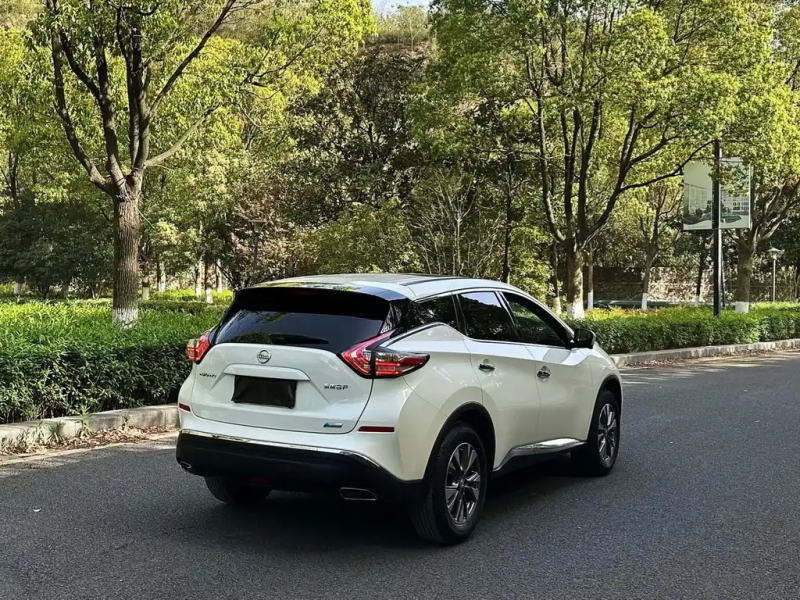 NISSAN MURANO