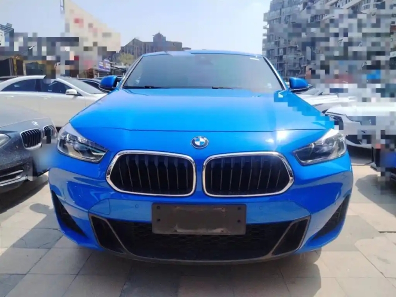BMW X2