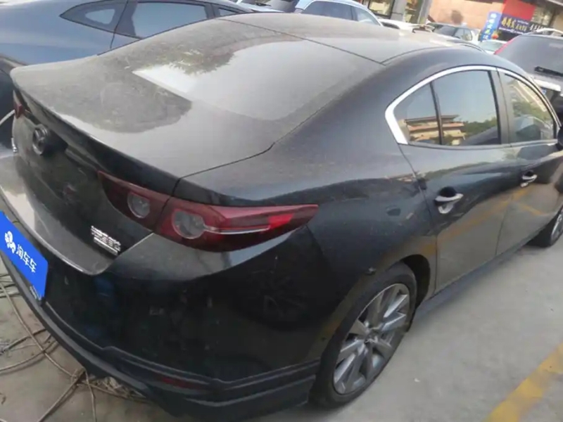 MAZDA 3 AXELA