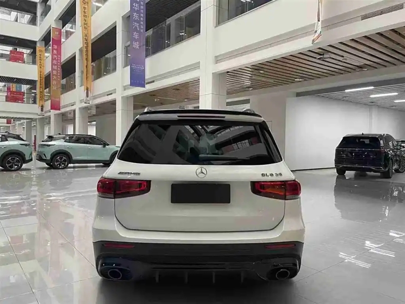 MERCEDES BENZ GLB AMG