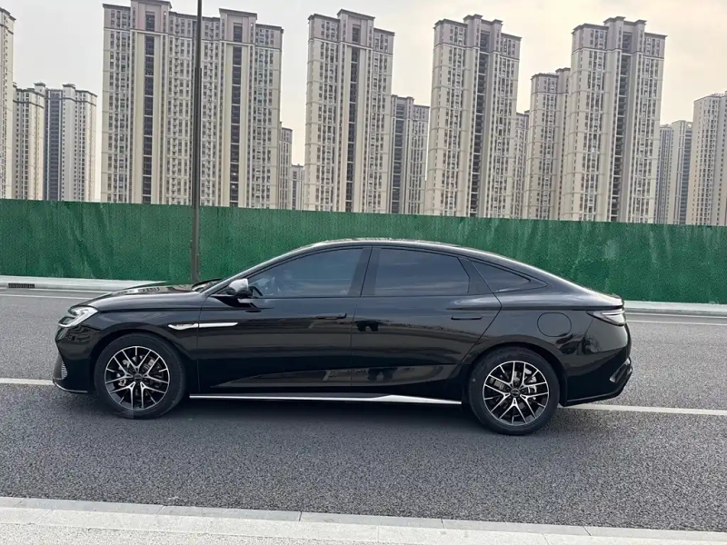 BYD SEAL