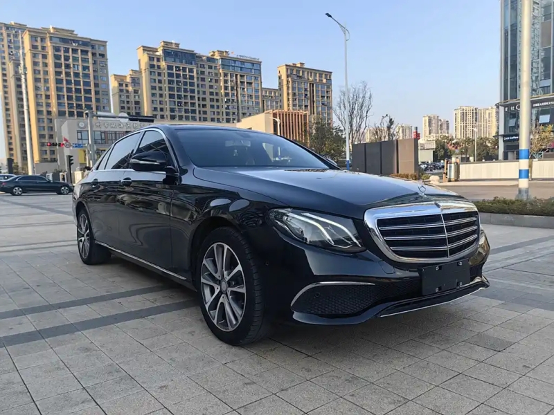 MERCEDES BENZ E-CLASS