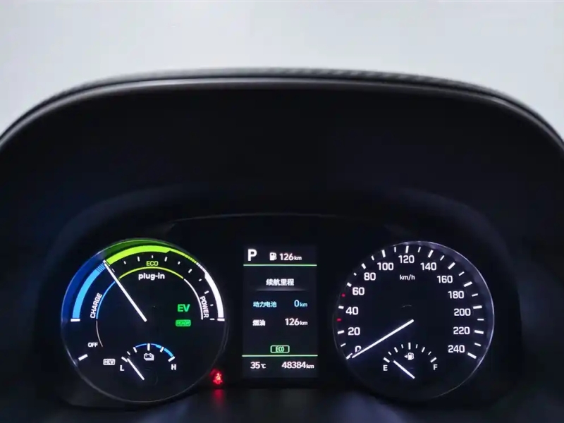 HYUNDAI ELANTRA PLUG IN HYBRID