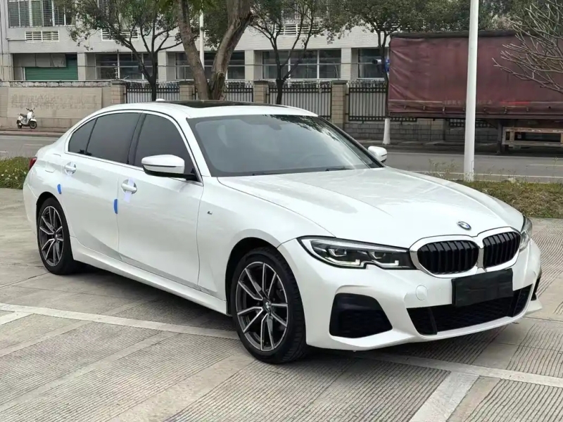 BMW 3-SERIES