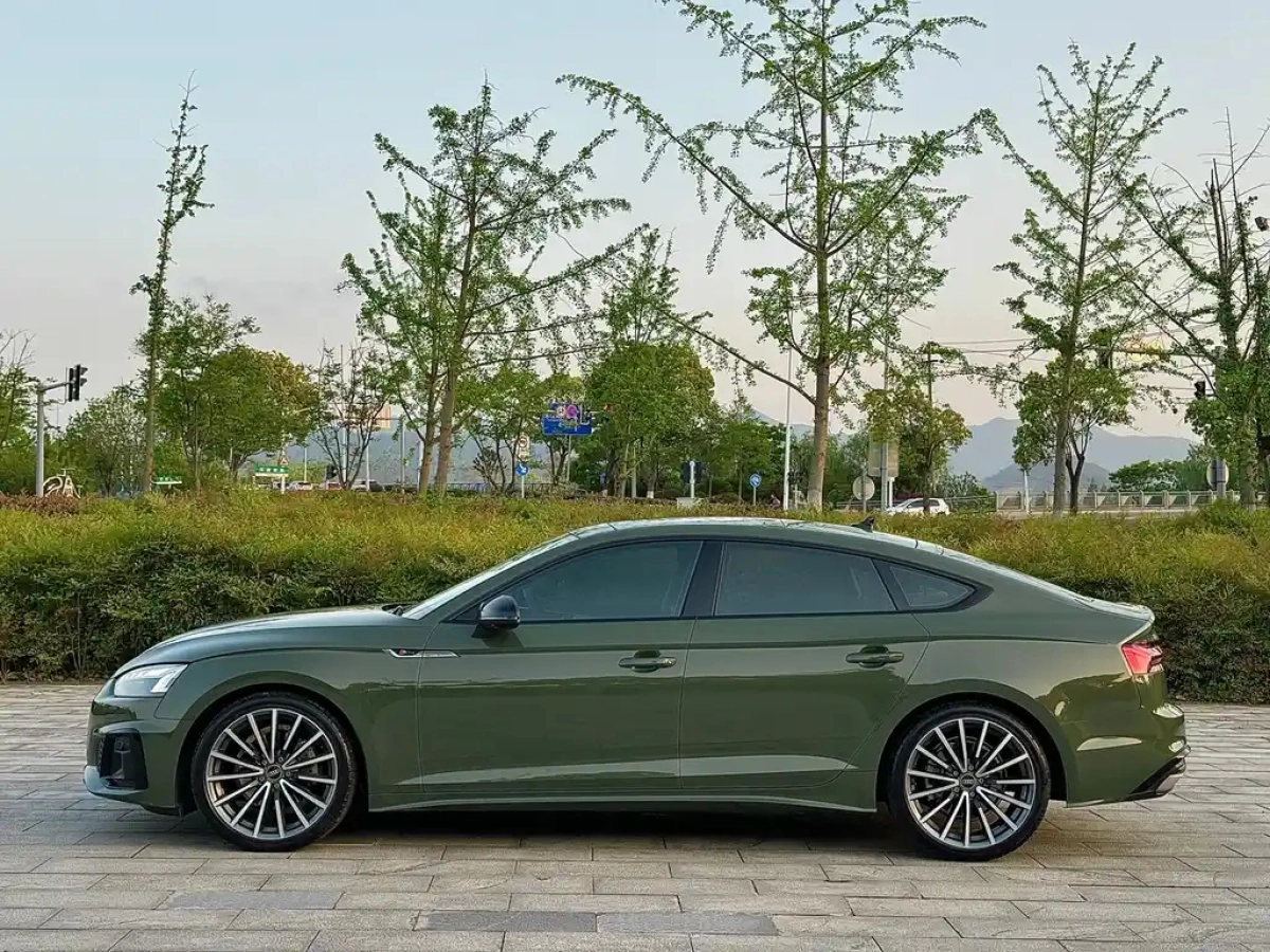 AUDI A5