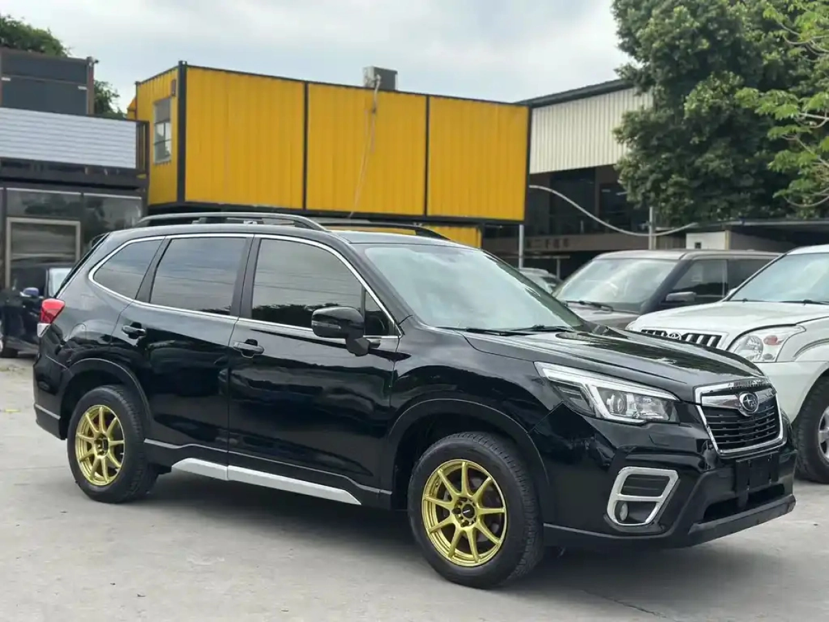 SUBARU FORESTER