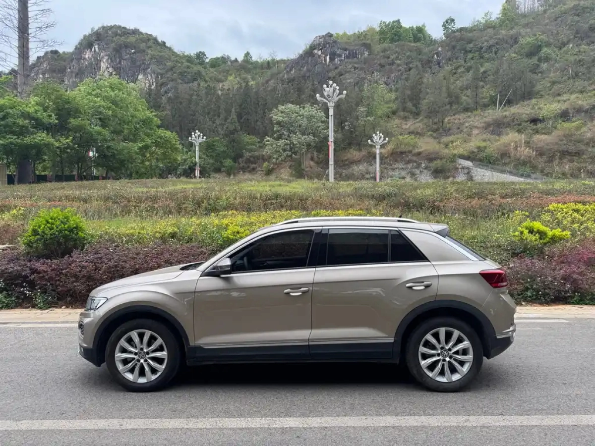 VOLKSWAGEN T-ROC TANGE