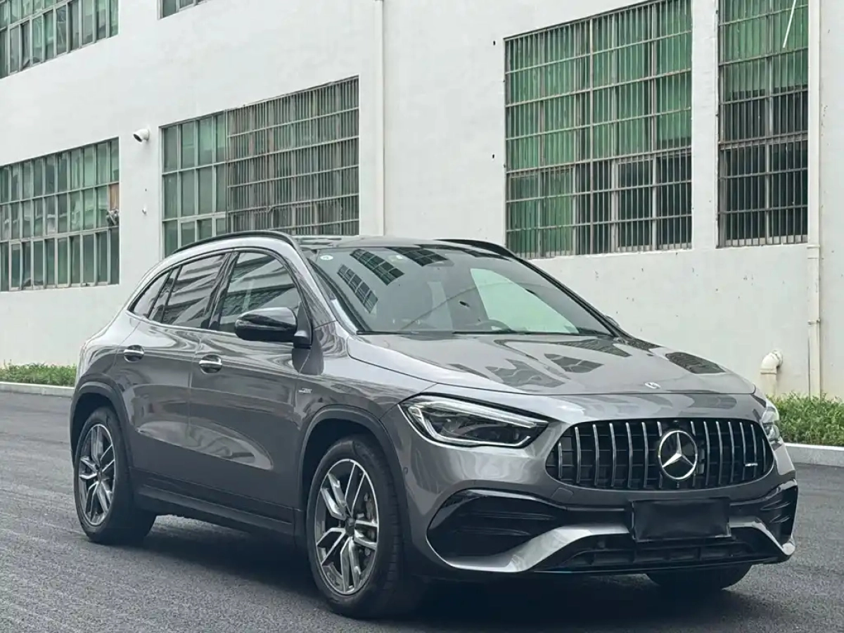 MERCEDES BENZ GLA AMG